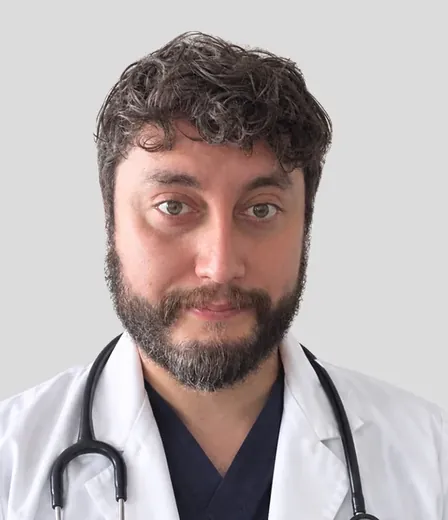 Nicolás Arratia Rojas, médico · salud mental de RedPsique